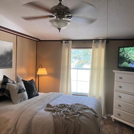 Convenient And Spacious Home In Stanton, Ky Exteriör bild